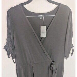 Torrid Women Plus Size 2 Black A-line Midi Wrap Dress Stretch Short Sleeve NWT